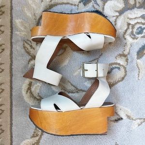 VTG rocking horse shoes pagan sandals